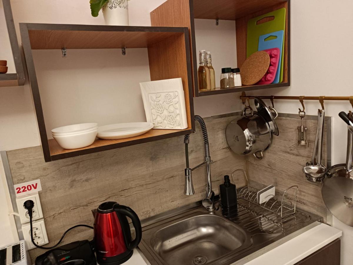 Lux Apartament In The Bubble Of Piata Romana Bucureşti Ngoại thất bức ảnh